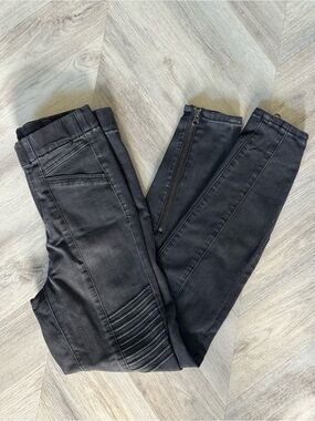 Liverpool Black Moto-Style Pull-on Skinny Jeans 2 / 26 Mid Rise Ankle Zippers